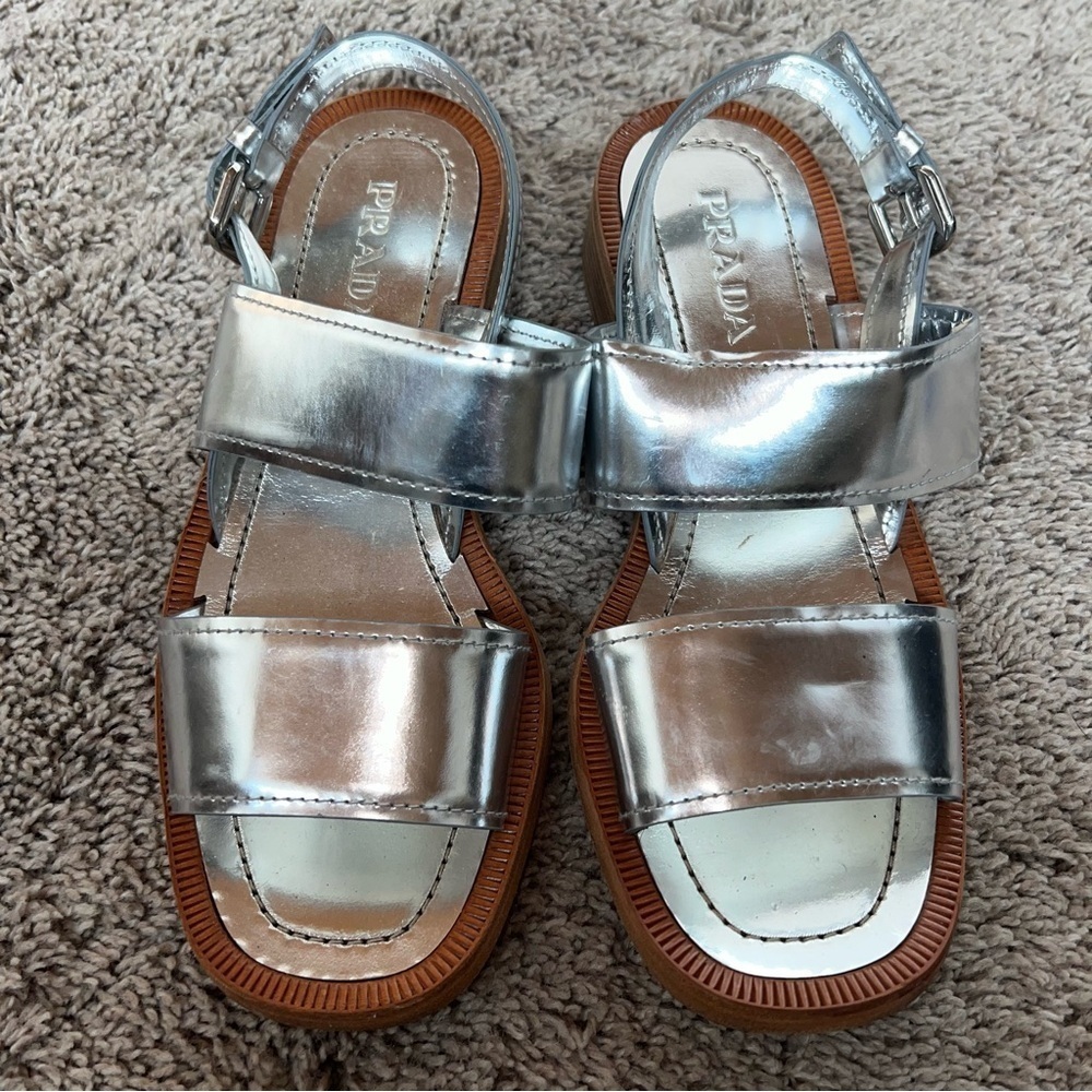 PRADA silver patent leather double banded metallic sandals sz 7 - Picture 3 of 12